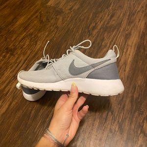 Nike Roshes